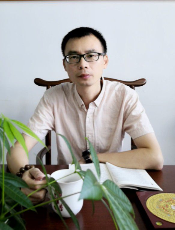 周易专家-汤伟忠-中国周易专家委员会